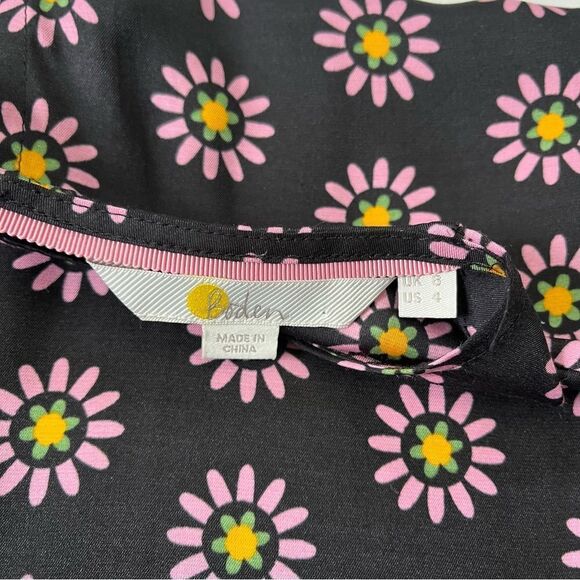 Boden Adriana Puff Sleeve Top *NAVY DAISY 4 - Picture 6 of 9